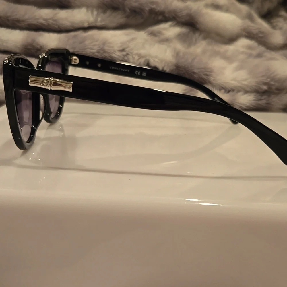 Longchamp Paris Black Cat-Eye Sunglasses with Gradient Lenses Brand New In Case